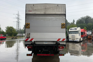 lastwagen_-_fm-380_4x2_-_volvo_295282.jpg