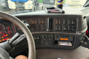 lastwagen_-_fm-380_4x2_-_volvo_295291.jpg