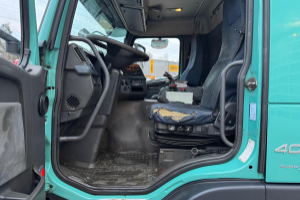 lastwagen_-_fm-400_4x2_ut_gigant_18t_-_volvo_258051.jpg
