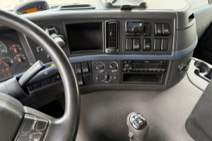 lastwagen_-_fm-440_6x2_getreidekipper_-_volvo_257877.jpg