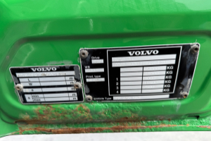 lastwagen_-_fm-440_6x2_getreidekipper_-_volvo_257878.jpg