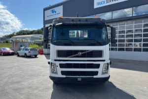 lastwagen_-_fm-440_8x4_hiab_25t_ahk_-_volvo_251579.jpg