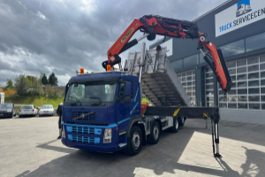 lastwagen_-_fm-460_8x2_palfinger_pk44002_flyjib_und_seilwinde_-_volvo_251596.jpg