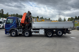 lastwagen_-_fm-460_8x2_palfinger_pk44002_flyjib_und_seilwinde_-_volvo_251605.jpg