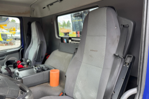 lastwagen_-_fm-460_8x2_palfinger_pk44002_flyjib_und_seilwinde_-_volvo_251614.jpg