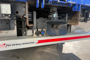lastwagen_-_fm-500_8x4_hmf5030_flyjib_und_troil_-_volvo_298418.jpg
