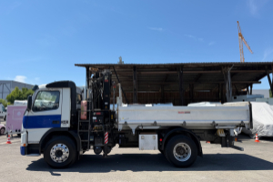 lastwagen_-_fm12-340_4x2_kipper_kran__-_volvo_298679.jpg