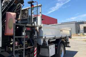 lastwagen_-_fm12-340_4x2_kipper_kran__-_volvo_298680.jpg