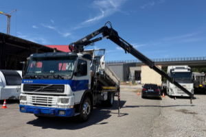 lastwagen_-_fm12-340_4x2_kipper_kran__-_volvo_298685.jpg
