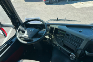 lastwagen_-_fm_460_8x2_-_volvo_298645.jpg