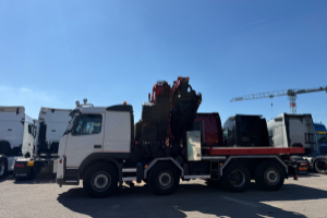 lastwagen_-_fm_480_szm_8x2_fassi_1100_flyjip_troil__-_volvo_304223.jpg