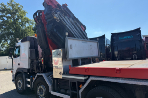 lastwagen_-_fm_480_szm_8x2_fassi_1100_flyjip_troil__-_volvo_304234.jpg