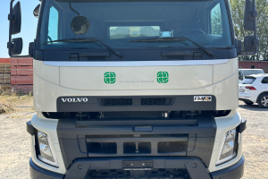 lastwagen_-_fmx_460__10x4r_-_volvo_300694.jpg