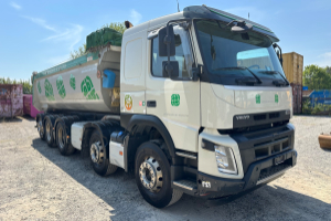 lastwagen_-_fmx_460__10x4r_-_volvo_300695.jpg