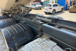 lastwagen_-_fmx_460__10x4r_-_volvo_300701.jpg