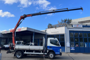 lastwagen_-_fuso_7c18_-_mitsubishi_203138.jpg