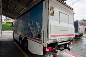 lastwagen_-_g440_lb_6x2_-_scania_291364.jpg