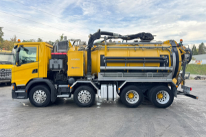 lastwagen_-_g450_8x4_kaiser_aquastar_2_saug-_und_spuelwagen_-_scania_306803.jpg