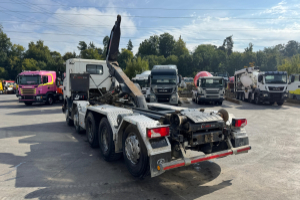 lastwagen_-_g490_10x4_hiab_26t_-_scania_251837.jpg