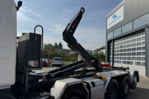 lastwagen_-_g490_10x4_hiab_26t_-_scania_251839.jpg