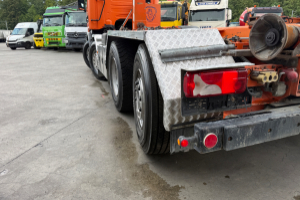 lastwagen_-_g490_8x2_hiab_20t_-_scania_297860.jpg