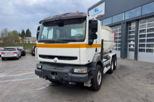 lastwagen_-_kerax_420_6x4_-_renault_307045.jpg