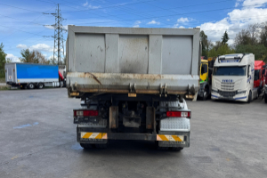 lastwagen_-_kerax_450_6x4_bordmatik_-_renault_303038.jpg