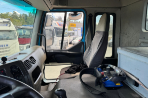 lastwagen_-_kerax_450_6x4_bordmatik_-_renault_303046.jpg