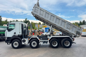 lastwagen_-_kerax_520_8x4_stahlkipper_2_seiten_-_renault_295371.jpg