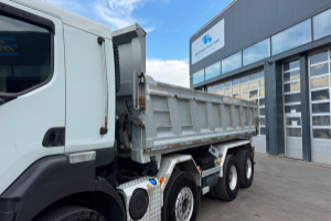 lastwagen_-_kerax_520_8x4_stahlkipper_2_seiten_-_renault_295381.jpg