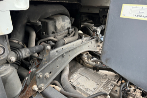 lastwagen_-_lander_8x2_retarder_lift-undlenkachse_-_renault_257852.jpg
