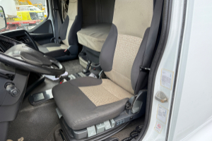 lastwagen_-_lander_8x2_retarder_lift-undlenkachse_-_renault_257855.jpg