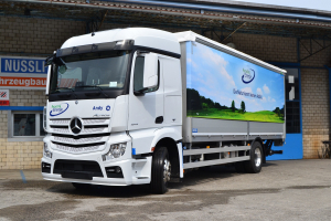lastwagen_-_nuessli_curtainsider-ladebruecke_-_scania_154279.jpg