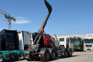lastwagen_-_p113_hl_360_8x4__-_scania_293379.jpg