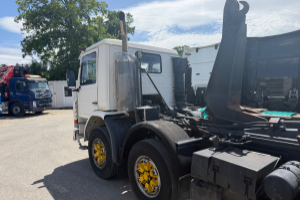 lastwagen_-_p113_hl_360_8x4__-_scania_293380.jpg