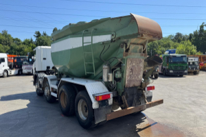 lastwagen_-_p380_8x4_silo_12m3_-_scania_290592.jpg