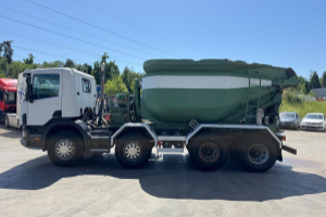 lastwagen_-_p380_8x4_silo_12m3_-_scania_290593.jpg