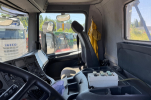 lastwagen_-_p380_8x4_silo_12m3_-_scania_290596.jpg