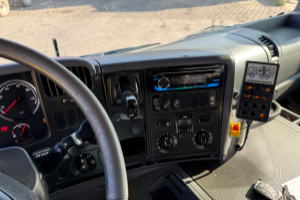 lastwagen_-_p410_8x4_liebherr_9m3_-_scania_257989.jpg