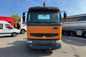 lastwagen_-_premium_370_4x2_-_renault_308418.jpg