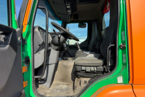 lastwagen_-_premium_370_4x2_-_renault_308426.jpg