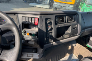 lastwagen_-_premium_370_4x2_-_renault_308428.jpg