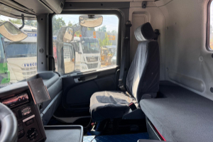 lastwagen_-_r420_10x4_fassi_800_6_6_flyjib_und_troil_-_scania_295226.jpg