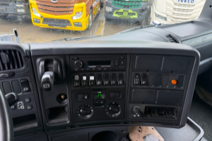 lastwagen_-_r420_6x4_palfinger_e250l_-_scania_275811.jpg