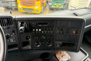 lastwagen_-_r420_6x4_palfinger_e250l_-_scania_275815.jpg