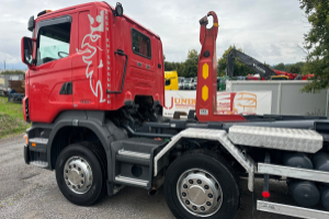 lastwagen_-_r420_8x2_ut_abroller__-_scania_254310.jpg