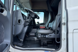 lastwagen_-_r480_8x4_fassi_660_szm_pritsche_-_scania_221282.jpg