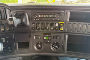 lastwagen_-_r490_____8x4_-_scania_251731.jpg