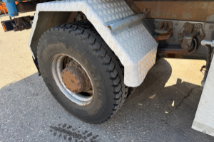 lastwagen_-_sk_1831_4x2_fassi_f105_kipper__-_mercedes_306982.jpg