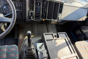 lastwagen_-_sk_1831_4x2_fassi_f105_kipper__-_mercedes_306990.jpg